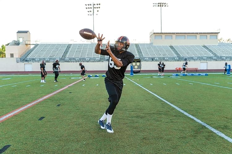 SKLZ Great Catch Football Receiving Training Aid Gray|Black, Medium thumbnail 3