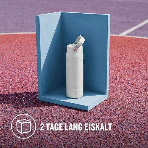 Stanley Flip Straw 2.0 Trinkflasche mit Strohhalm 0.7L - Thermobecher Kühlt 10 Stunden - 3 Tage Eisgekühlt - BPA-frei - Auslaufsicher - Für Getränkehalter - Spülmaschinenfest - Rose Quartz thumbnail 5