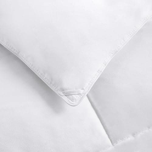 Amazon Basics White Down Alternative Comforter and Duvet Insert with Corner Tabs, Machine Washable, Twin, All-Season thumbnail 3
