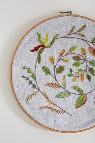 Foolproof Flower Embroidery: 80 Stitches & 400 Combinations in a Variety of Fibers; Add Texture, Color & Sparkle to Your Organic Garden thumbnail 3