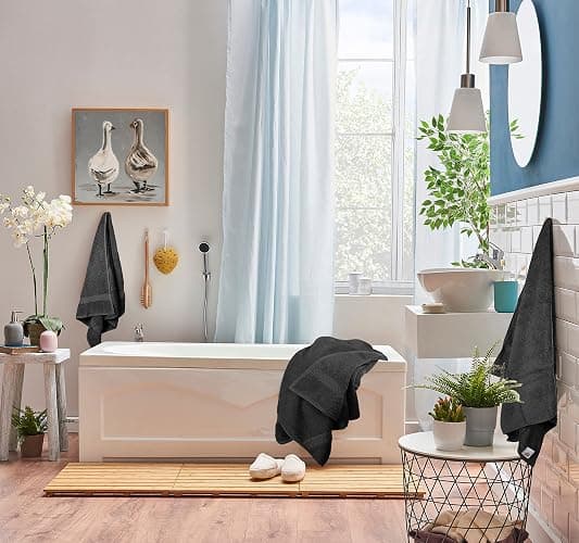 Utopia Towels 8 Piece Premium Towel Set, 2 Bath, 2 Hand, and 4 Wash Cloths, 600 GSM 100% Ring Spun Cotton, Highly Absorbent Towels for Bathroom, Gym, Hotel, and Spa, Black thumbnail 5