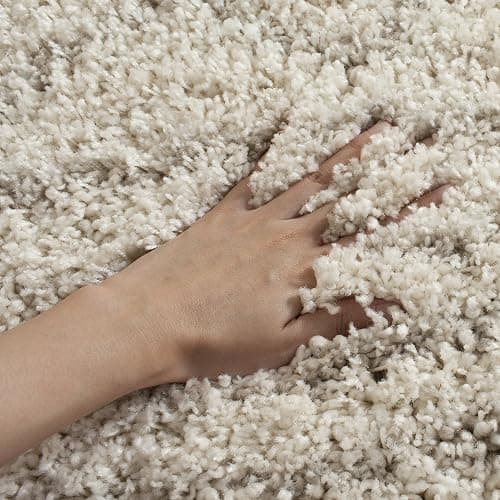 SAFAVIEH Area Rug 4x6 - Arizona Shag Collection - Ivory & Beige, Moroccan Boho Design, Non-Shedding & Easy to Clean, Ideal for Living Room, Bedroom, Dining Space (ASG741A) thumbnail 7