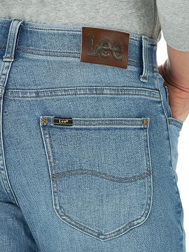 Lee Men's Extreme Motion Straight Taper Jean thumbnail 5