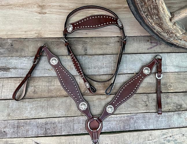 Hulara Top Grain Buff Leather Western Bridle and Breast Collar Set Tooled Headstall and Horse Breastcollar Western Tack Set Horse Breast Collar Western Bridle Sets Horse Headstall and Breast Collar thumbnail 4