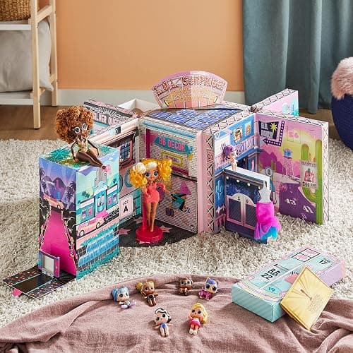 L.O.L. Surprise! 576532EUC LOL OMG Magic Studios-70+ Surprises, 12 2 Fashion Dolls, Studio Stages, Green Screen, Phone Tripod, Movie Theater/Set Packaging, Accessories-for Children Ages 4+ thumbnail 15