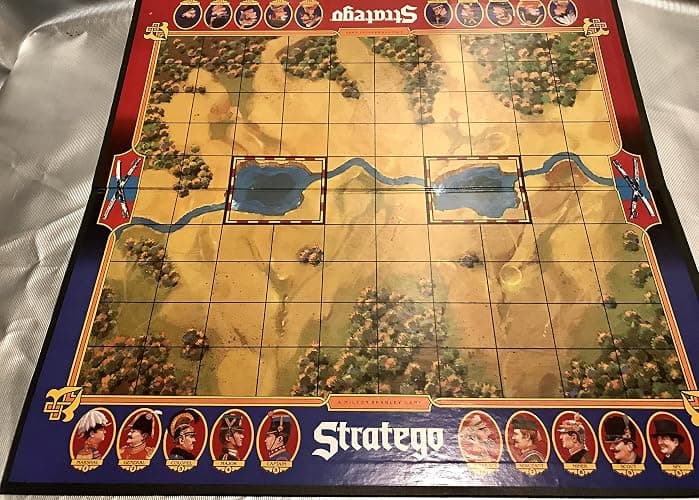 Milton Bradley Stratego - The Classic Game of Battlefield Strategy 1986 Edition thumbnail 3