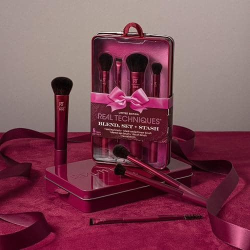 Real Techniques Blend, Set + Stash 5 Piece Holiday Makeup Brush Set with Storage Tin, Face & Eye Brushes for Foundation, Powder, Brows & Eyeshadow, Gift for Her, Cruelty-Free & Vegan thumbnail 4