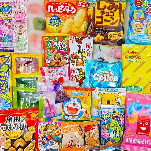 Sakura Box Japanese Candy & Snacks Okashi Share Pack, Premium Okashi & Dagashi Food, Ocha Green Tea Drink thumbnail 4