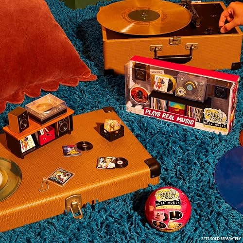 MGA's Miniverse Real Music Vinyl Mystery Blind Packaging, Mini Playable Records, 4 Vinyl Records per Pack, Sleeve & Keychain, Collectors, Gift, Britney Spears, Elton John, TLC thumbnail 6