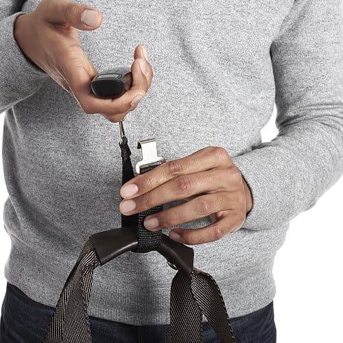 Amazon Basics Tragbare Digitale Kofferwaage mit Haken, Tara-Funktion und Einheitenumrechnung – Präzise Gewichtsmessung bis 50 kg, Praktisch für Reisen,Einheitsgröße, Schwarz thumbnail 3