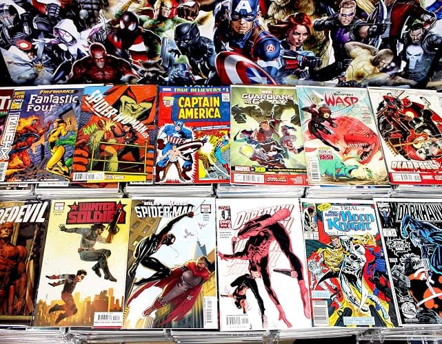 Premium Comic Books Gift Pack - 24 Collection - MARVEL ONLY - Superheroes Comics Grab Bag thumbnail 7