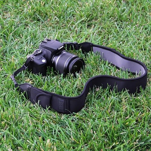 USA Gear TrueSHOT Camera Strap Neoprene Camera Straps - Padded Neck Strap, Pockets, and Quick Release Buckles - Compatible with Canon, Nikon, Sony and More DSLR and Mirrorless Cameras (Black) thumbnail 3