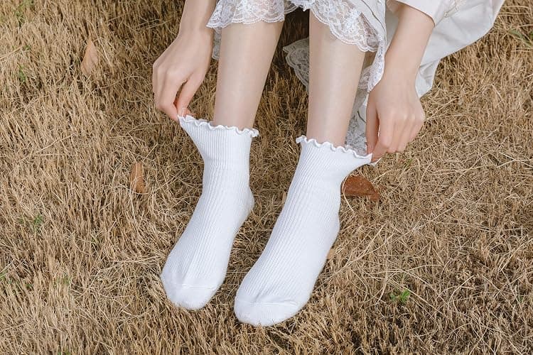 SRYL Women Ankle Socks Ruffle Turn-Cuff,Lovely double needle solid color edge relent Girl socks thumbnail 2