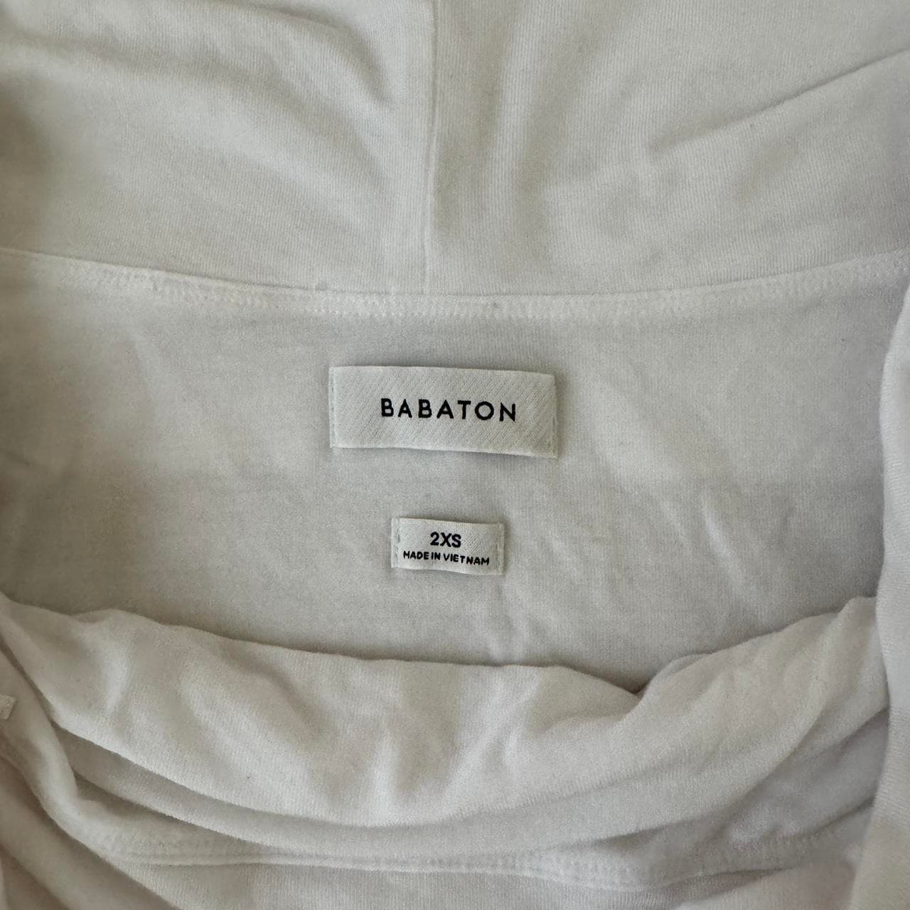 Aritzia Babaton Contour white off the shoulder... thumbnail 3