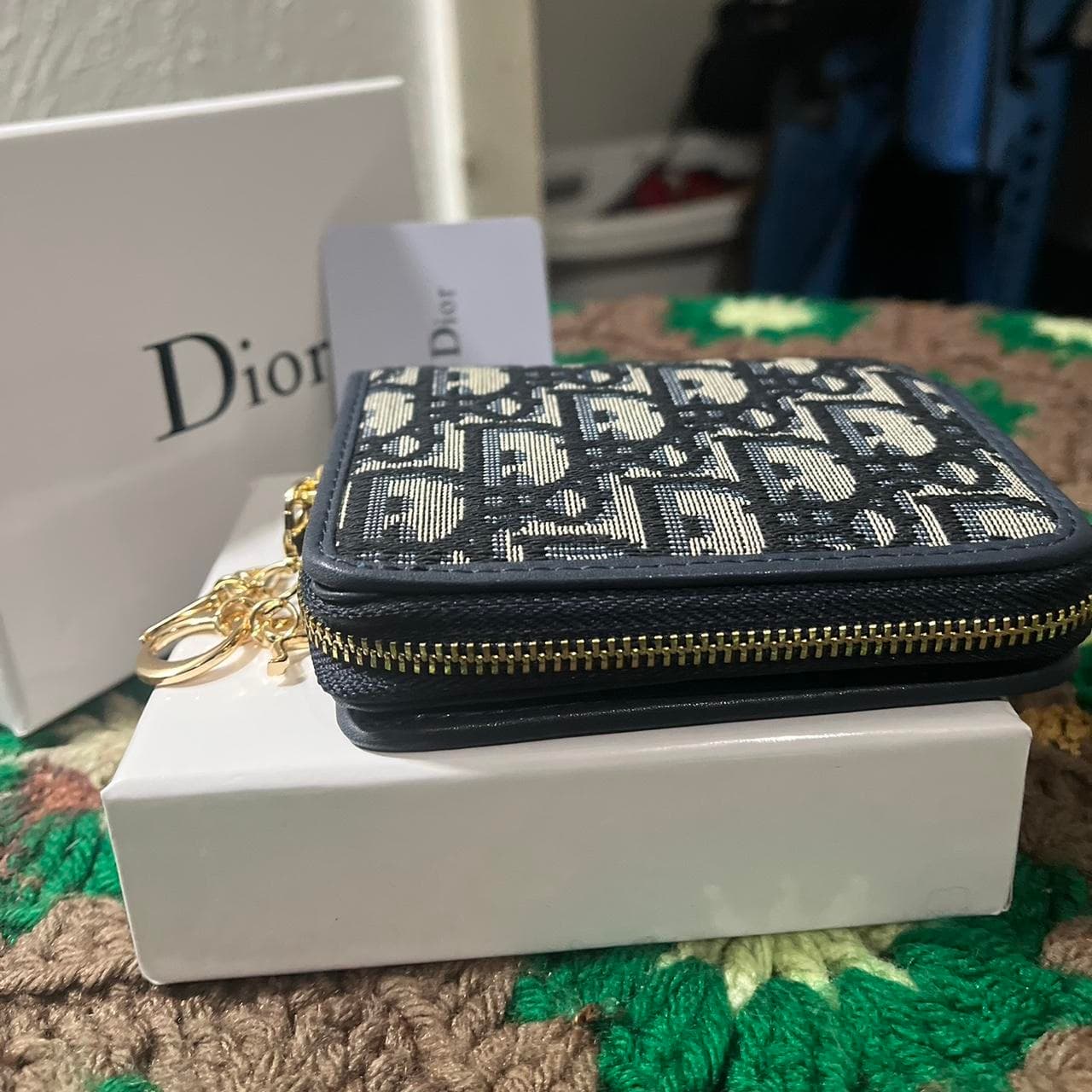 Dior Oblique Jacquard Charm Zip Wallet Blue
Brand... thumbnail 4