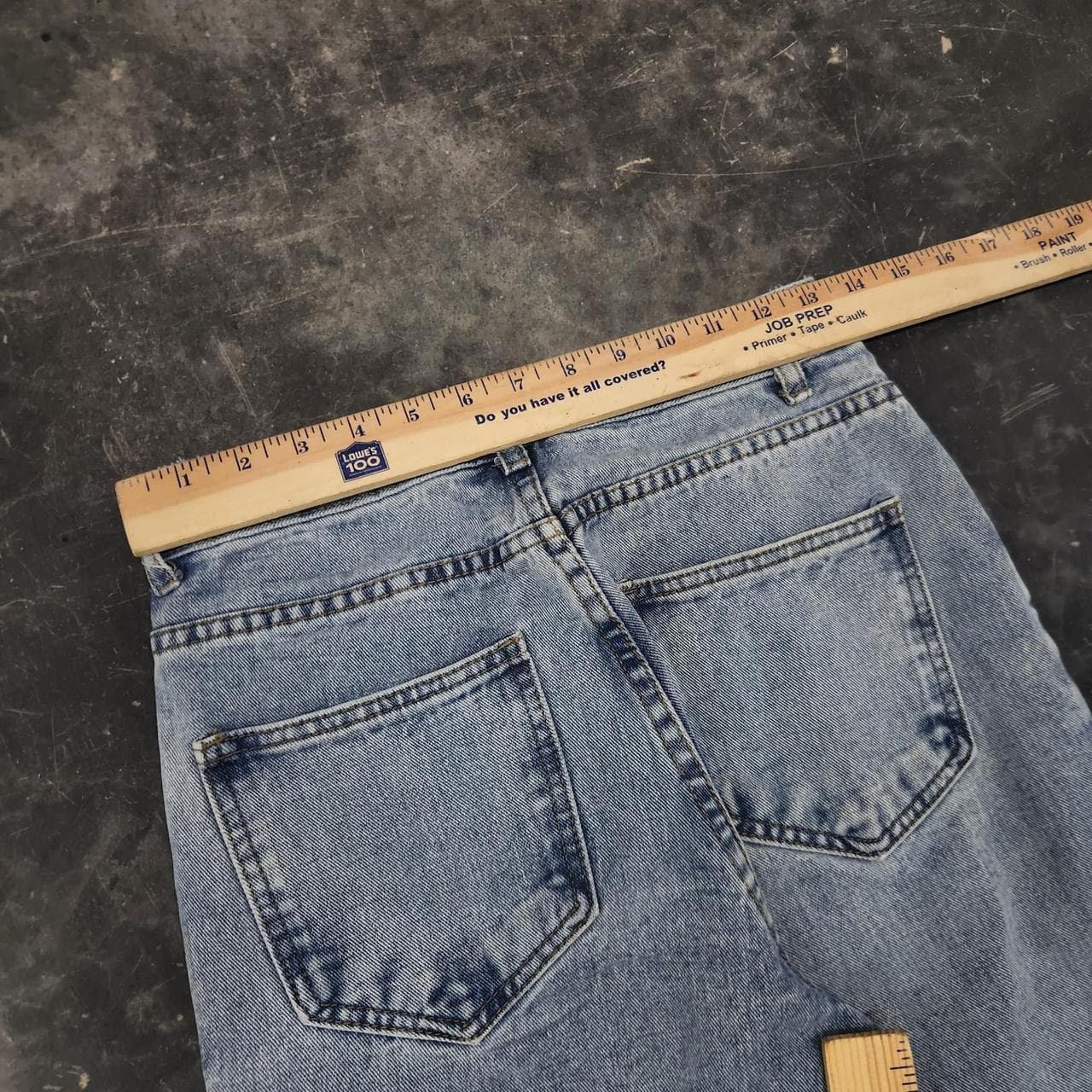 Vintage Baggy Wide Leg Jeans

Size 0
Measurements in... thumbnail 3