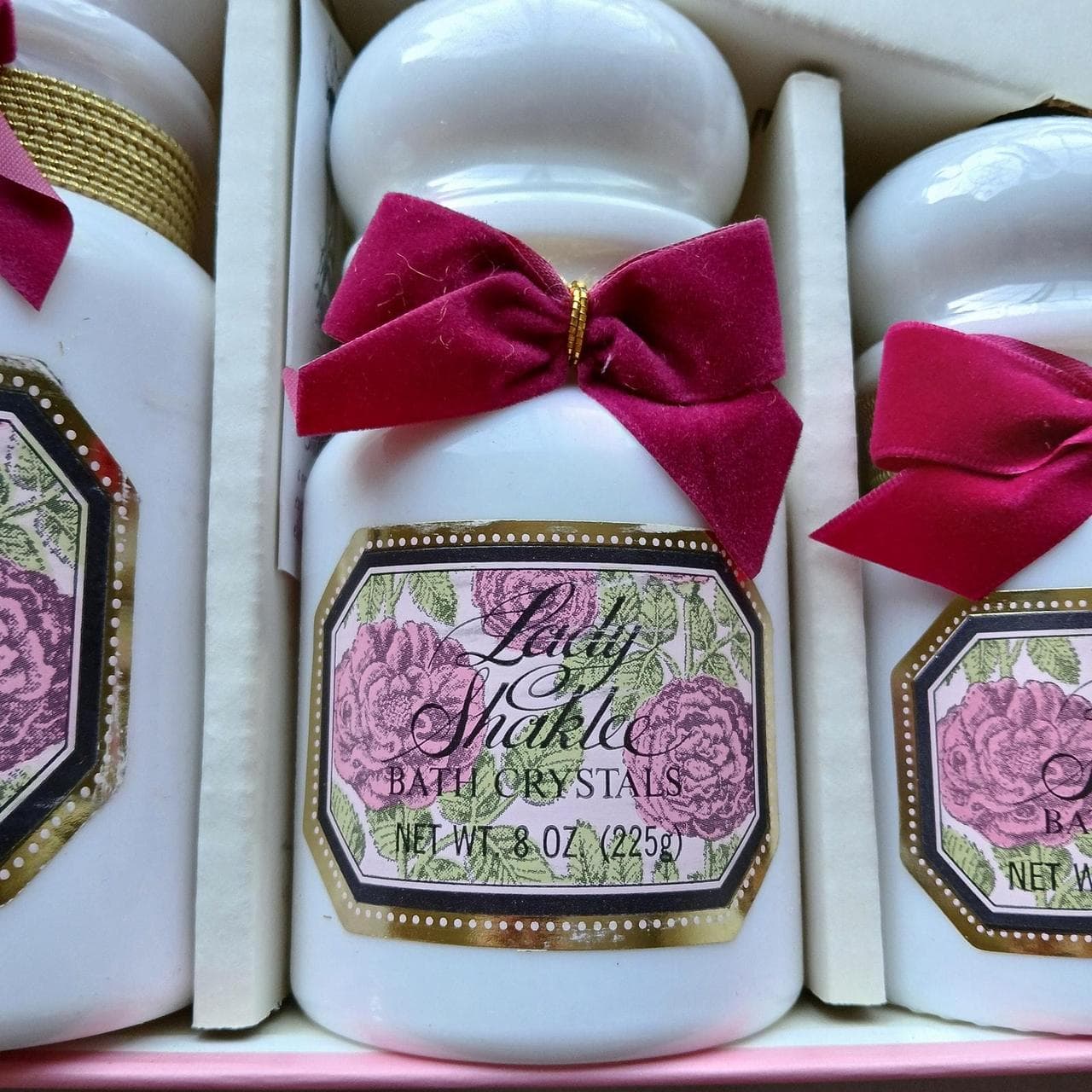 Shaklee
"Lady Shaklee Apothecary Decorator Quartet"... thumbnail 3