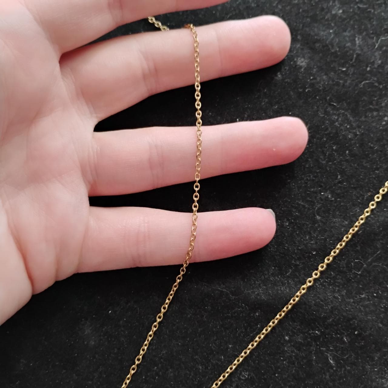 A unique gold toned Vintage 1979 Mother's Day Cameo... thumbnail 5