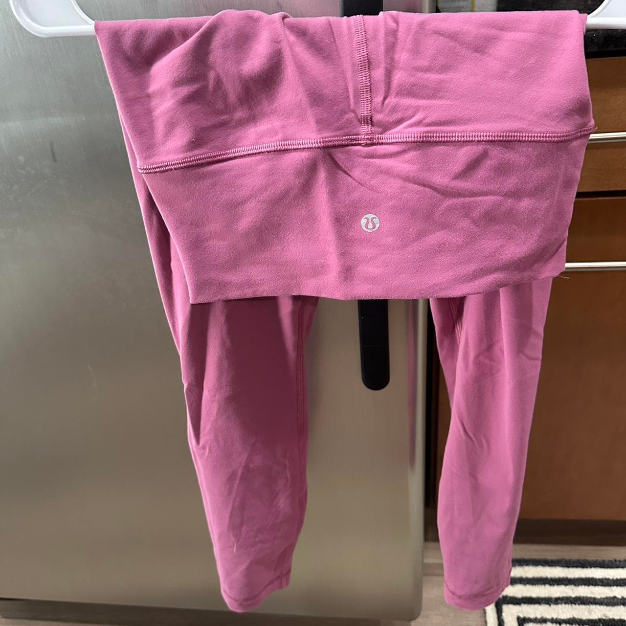 Lululemon wunder under leggings. Worn maybe once or...