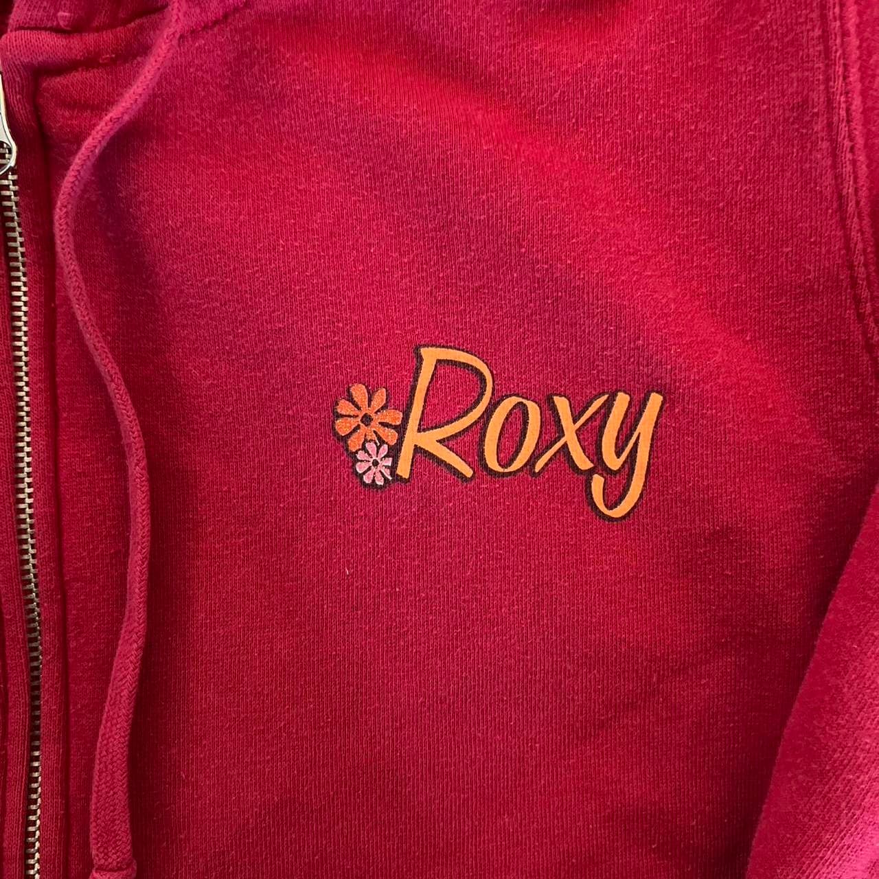 Super Cute Vintage Surf Roxy Hoodie 
small rip on... thumbnail 3