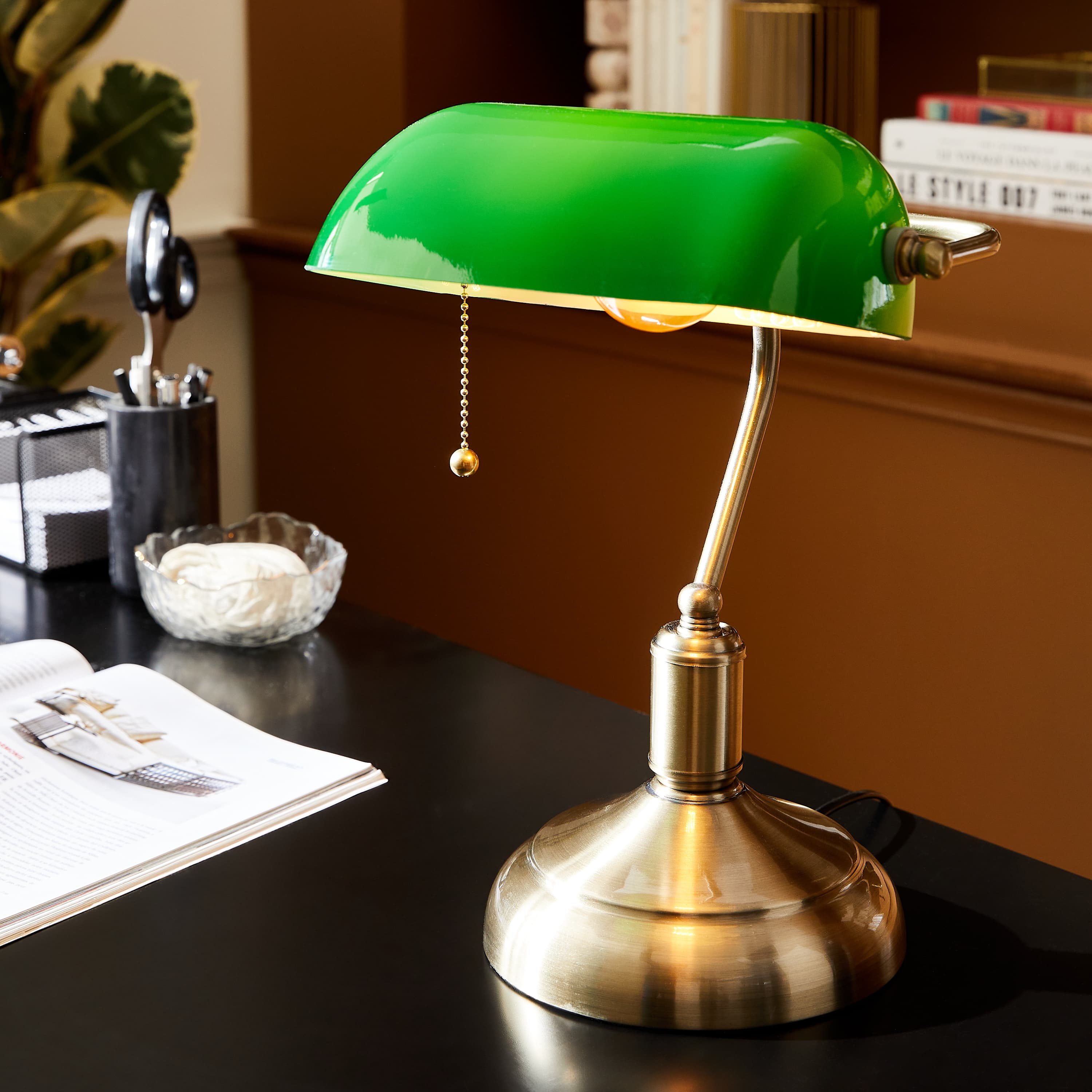 Lampe Anita, fer, verre vert, H.40 cm INSPIRE, E27 - Image 1