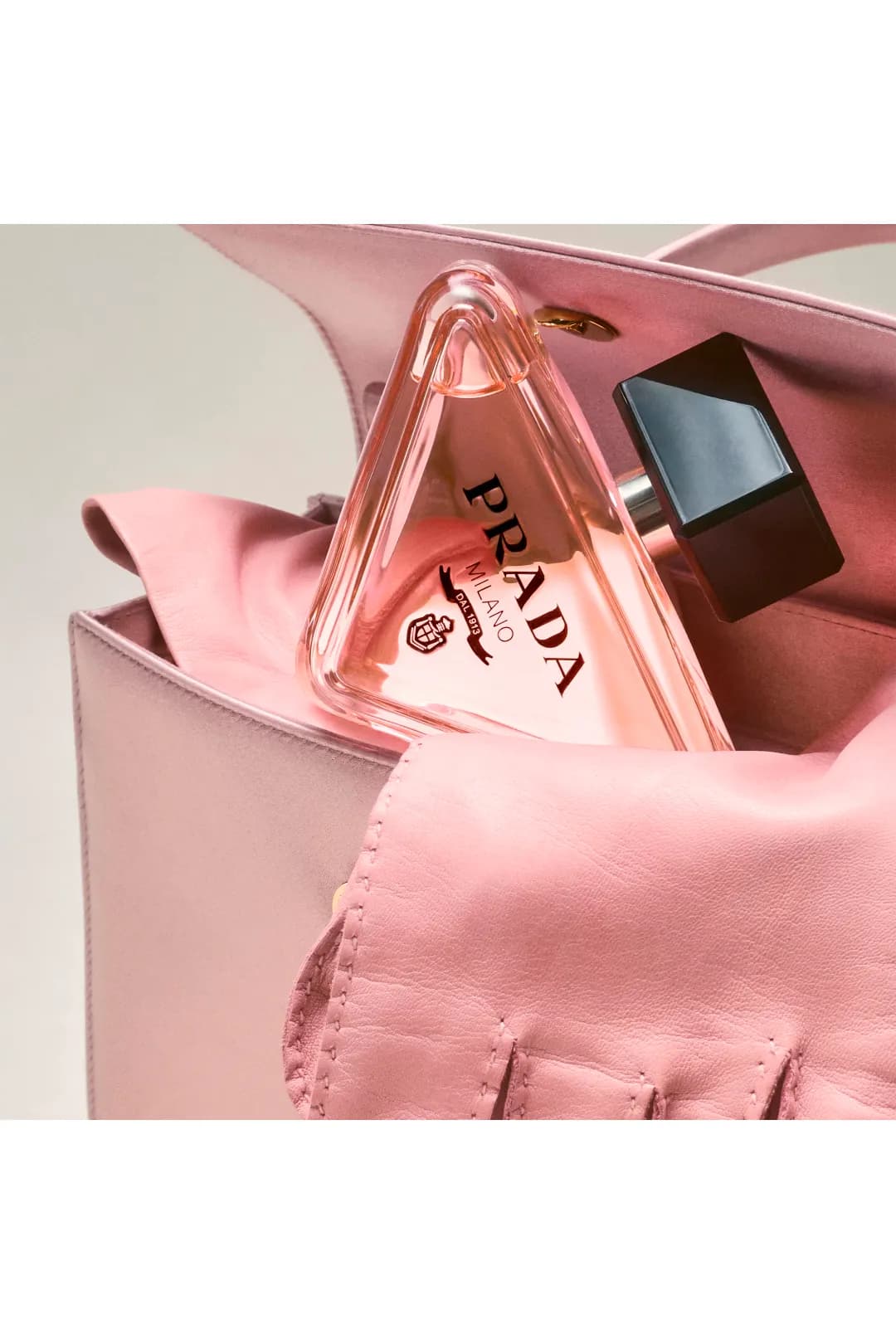 Paradoxe Eau De Parfum thumbnail 4