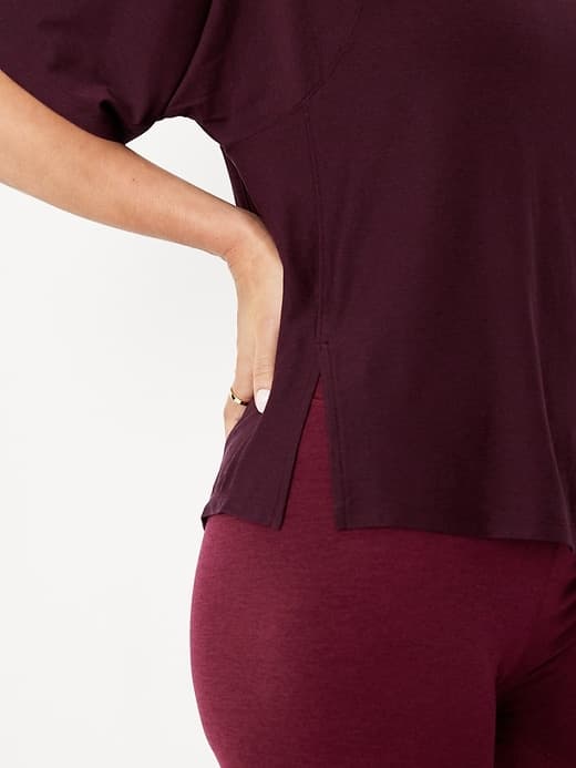 CloudMotion Seamed T-Shirt thumbnail 11