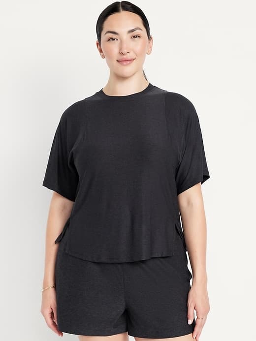 CloudMotion Seamed T-Shirt thumbnail 5