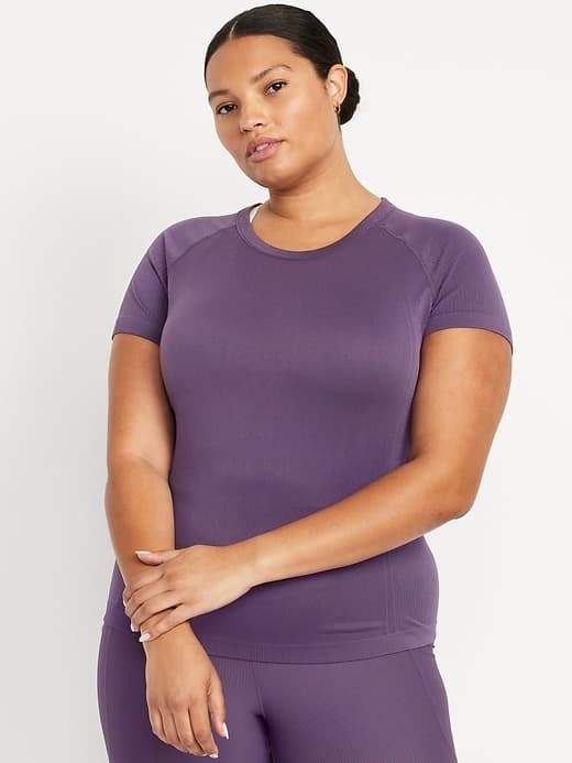 Fluid Seamless Fitted T-Shirt thumbnail 5