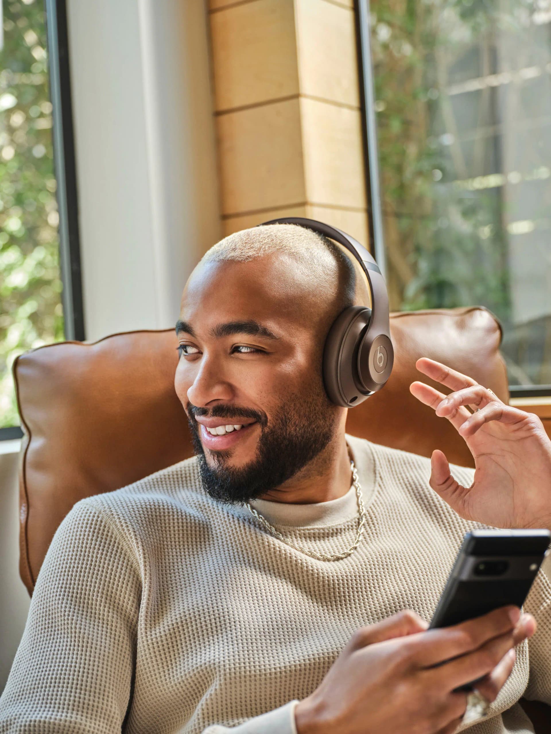 Beats - Studio Pro - Wireless Noise Cancelling Over-the-Ear Headphones - Deep Brown thumbnail 10