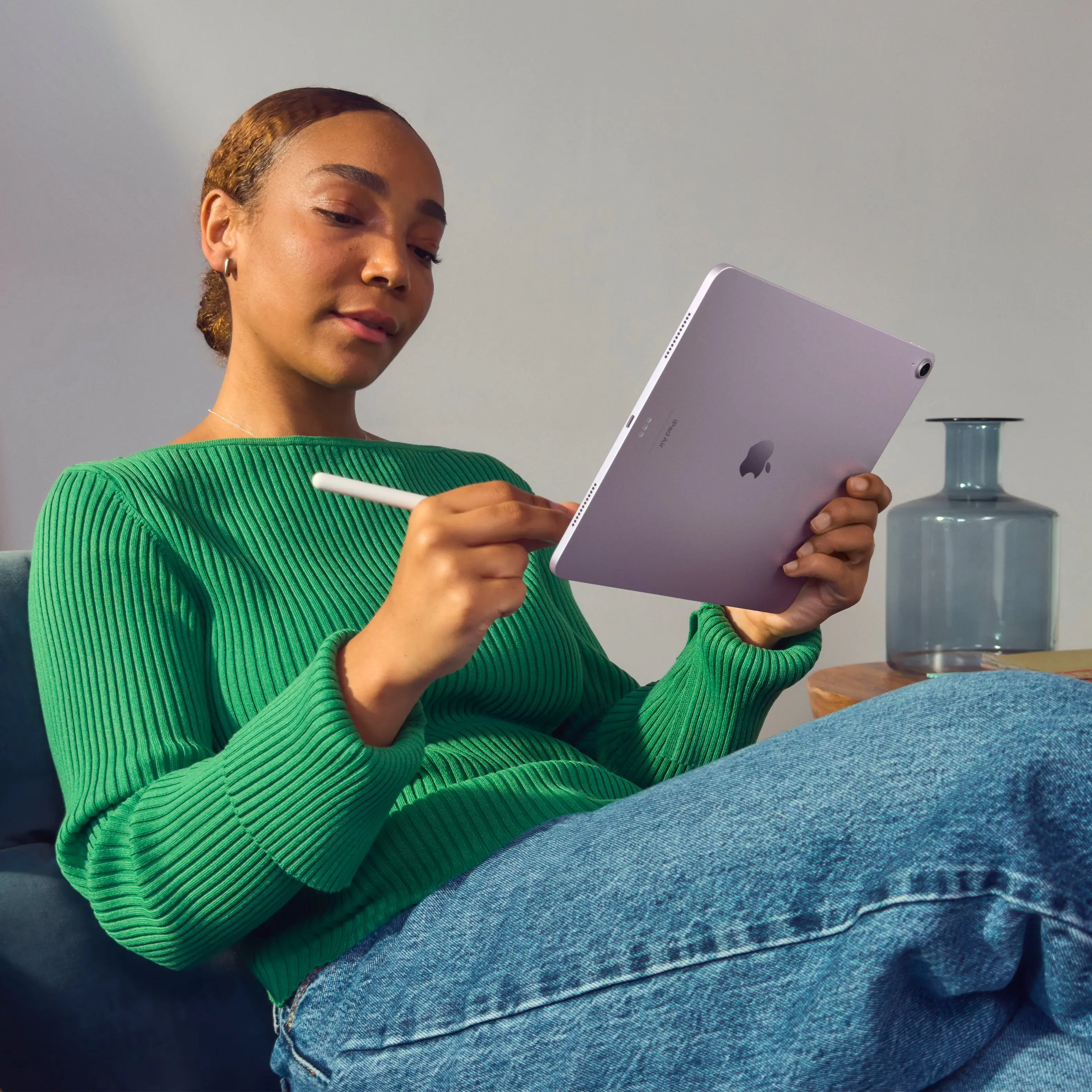 Apple - Pencil Pro - White thumbnail 4