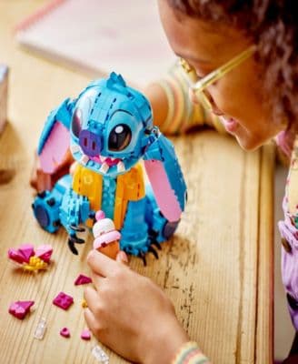 LEGO Disney Classic Stitch 43249 Toy Building Set, 730 Pieces thumbnail 3