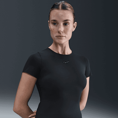 Haut à manches courtes Nike Form pour femme - Image 1