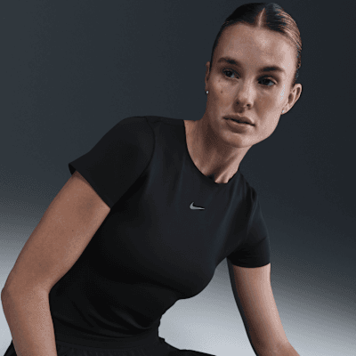 Haut à manches courtes Nike Form pour femme thumbnail 3