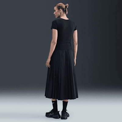 Haut à manches courtes Nike Form pour femme thumbnail 5