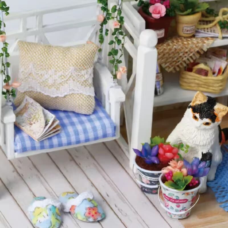 Kitten Diary Dollhouse Kit - Miniature Wizardi Roombox Kit with LED Light F07M51-70-3013 thumbnail 2