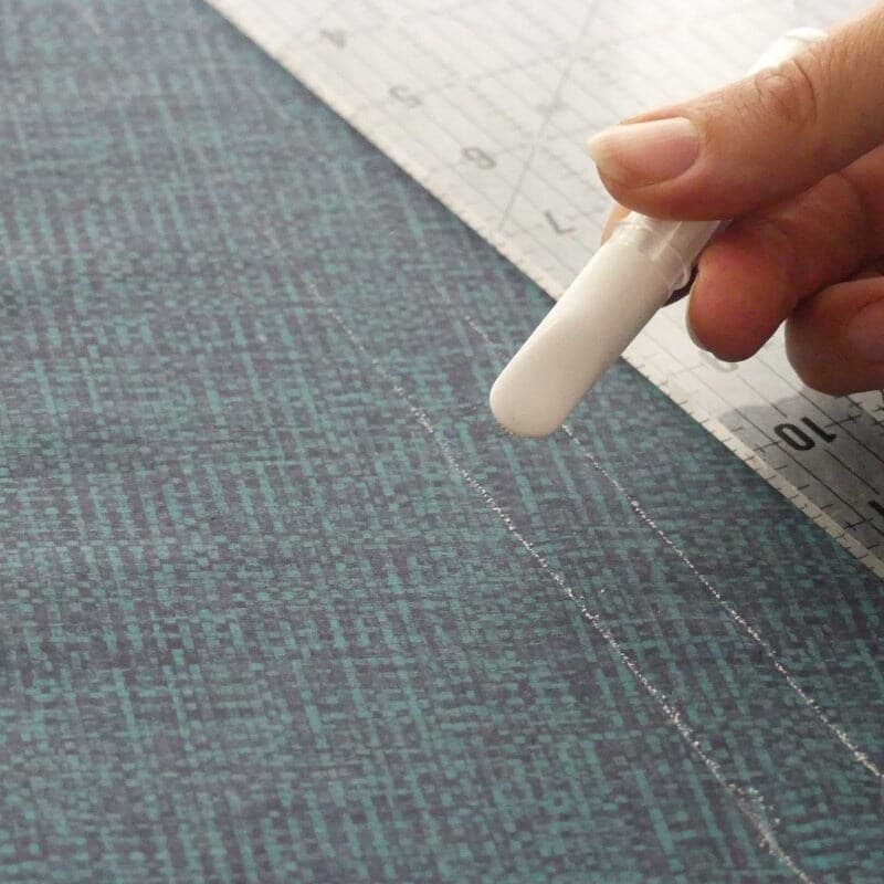 Chalk Marker for Sewing and Quilting | White thumbnail 3