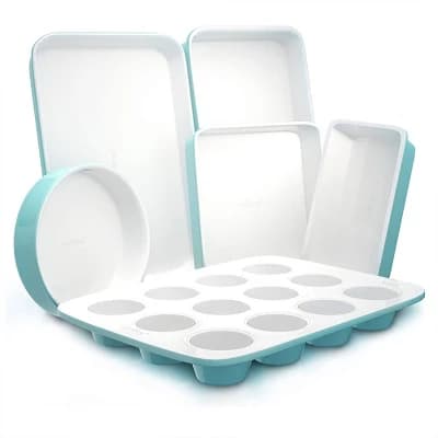 NutriChef 6 Piece Non Stick Kitchen Oven Stackable Ceramic Baking Pan Set with Cookie Sheet, Muffin Tray, and More, Green and White - Image 1