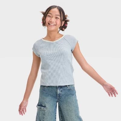 Girls' Short Sleeve Waffle Knit T-Shirt - art class™ Heather Gray L: Recycled Polyester Blend, V Neck, Lightweight Pullover - Image 1