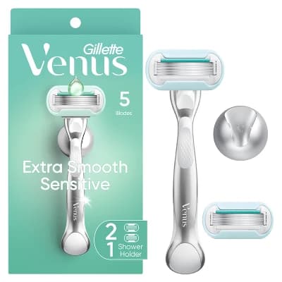 Venus Deluxe Smooth Sensitive Women's Razor + 2 Razor Blade Refills - Image 1