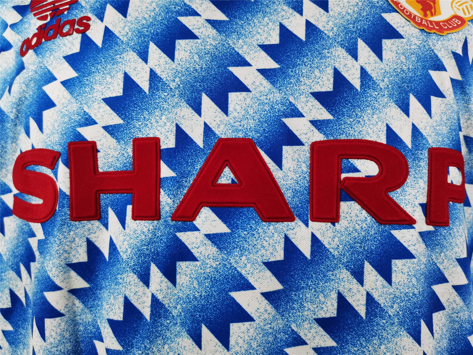 Manchester United Away Retro Jersey 90/92 thumbnail 4