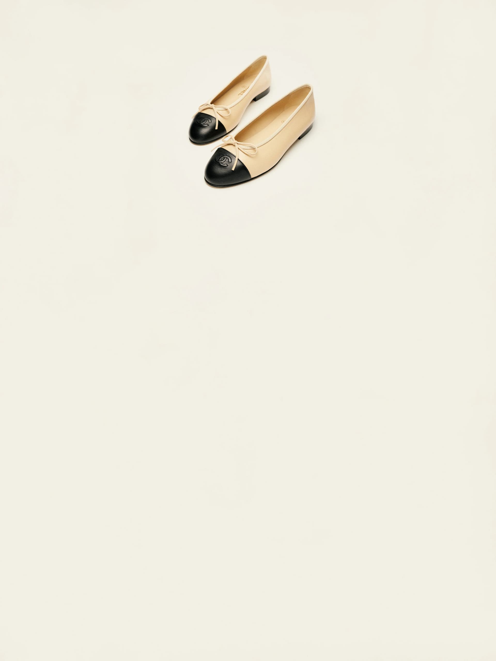 Ballet flats - Image 1