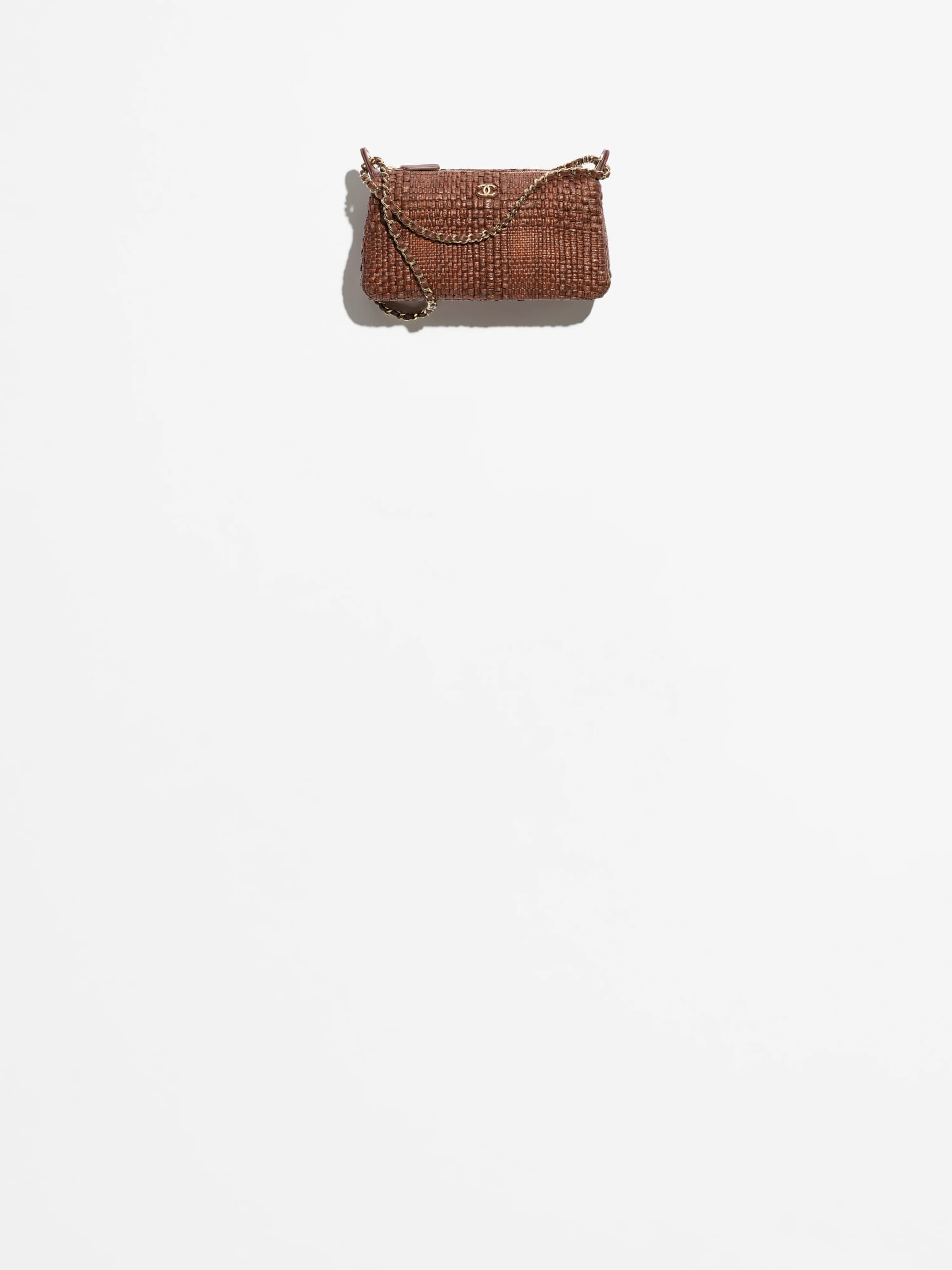Clutch with chain - Image 1