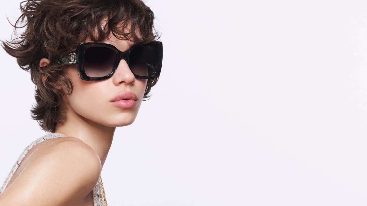 Classic Handbags - Handbags — Fashion | CHANEL thumbnail 6