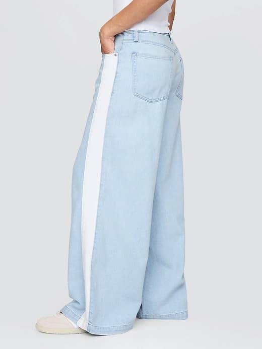 Mid Rise UltraSoft Baggy Jeans thumbnail 118