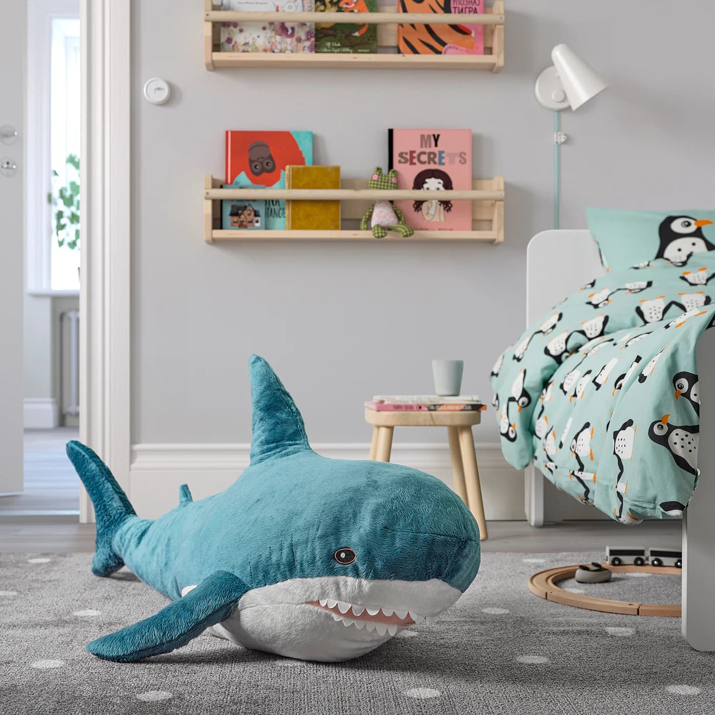 BLÅHAJ Soft toy - shark 39 ¼ " thumbnail 2
