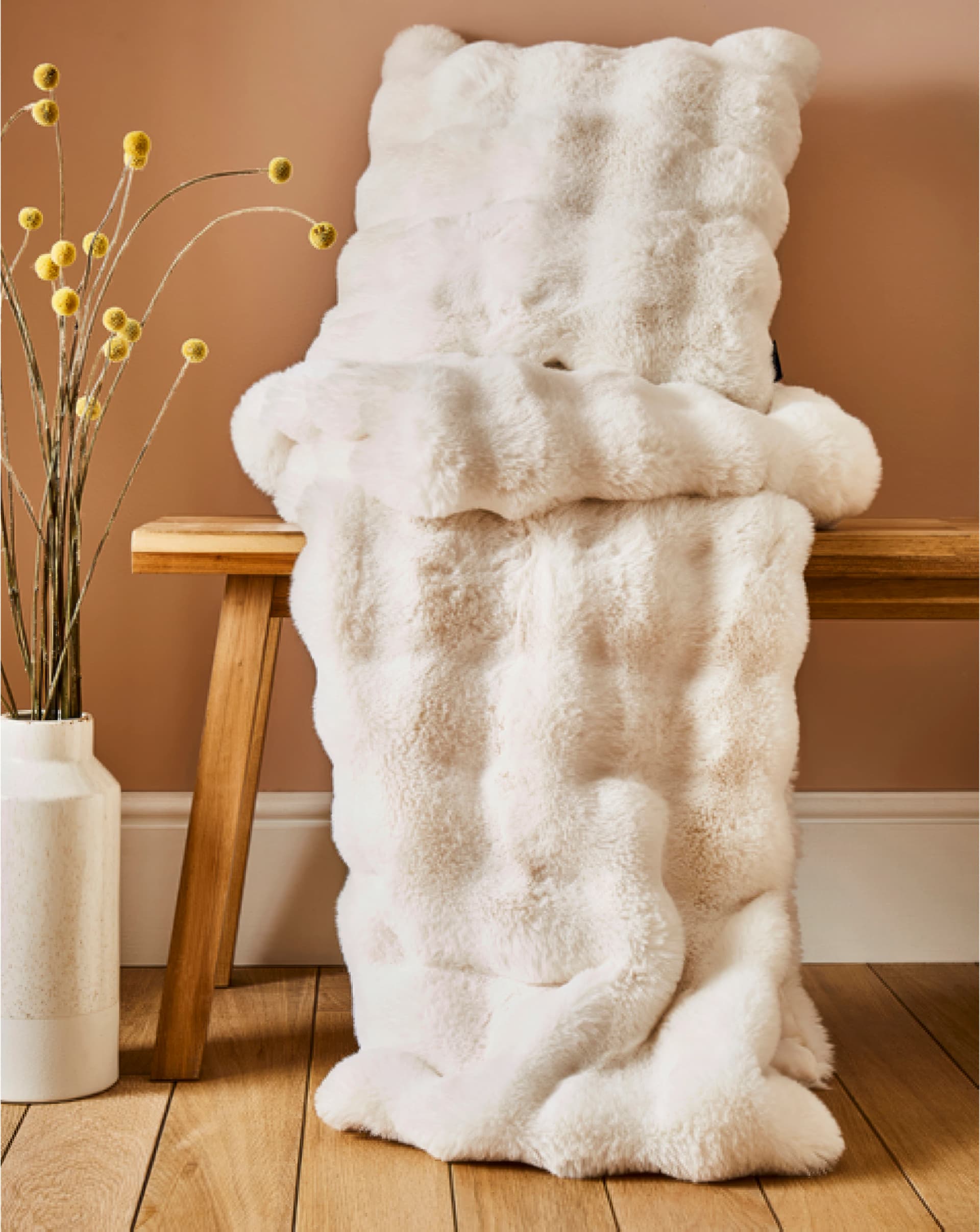Bubble Faux Fur Throw - Ivory thumbnail 4
