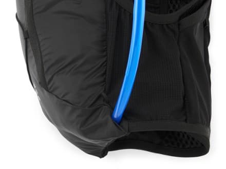 Active Skin 8 Hydration Vest - Black/Metal - L thumbnail 7