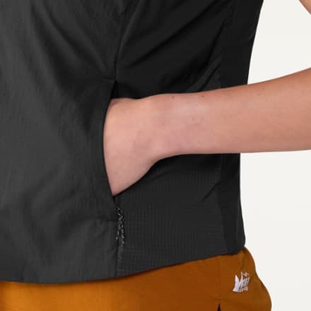 Swiftland Insulated Running Vest - Women's - Black - 3X thumbnail 9