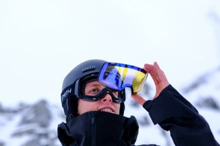 4D MAG ChromaPop Photochromic Snow Goggles with Lens Protector thumbnail 13